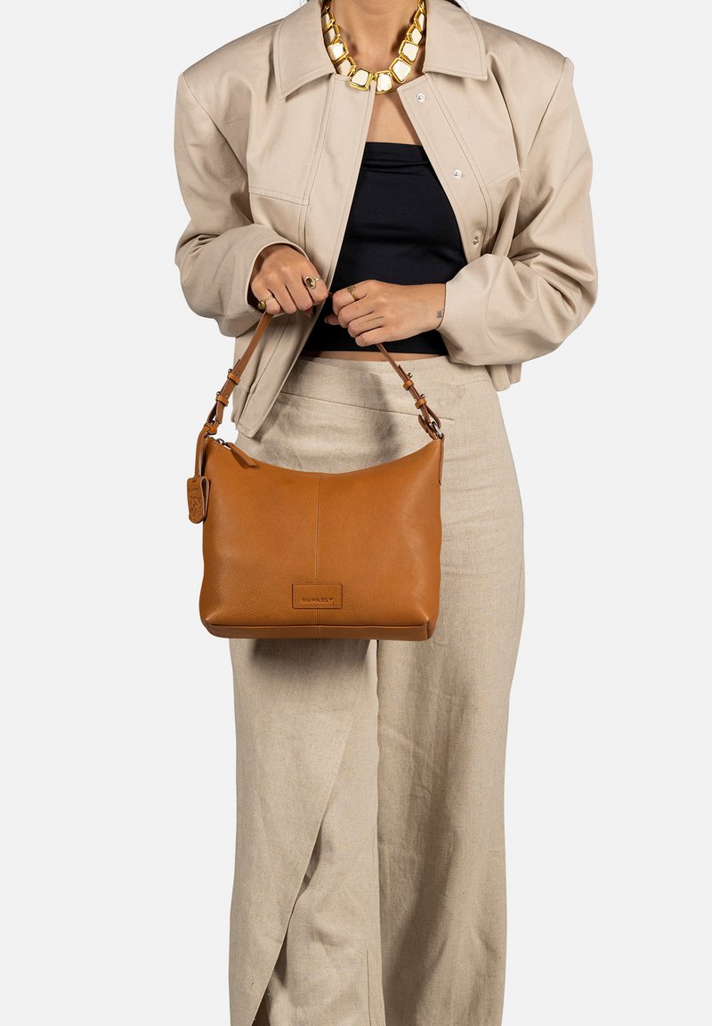 Burkely SOFT SKYLAR - Bolso de mano - cognac