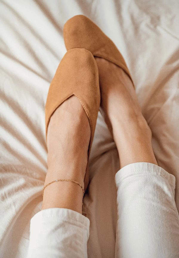 FINE SINGAPORE - Fußkettchen - goldfarben