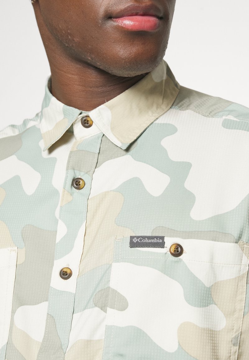 Chemise Homme Columbia à Carreaux Vert - Taille XL, Manches Courtes, Boutonnée Devant - Occasion Très Bon état
