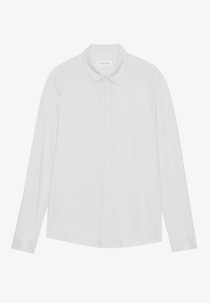 Camicia a maniche lunghe con bottoni di colore blu chiaro con sottili righe bianche, design con colletto e bottoni bianchi. Tessuto morbido con una sottile texture.