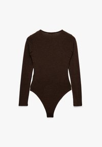 Brun langærmet bodysuit lavet af blødt stof, med rund halsudskæring og højt skårne benåbninger. Glat tekstur med minimal design.