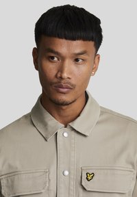Lyle & Scott BEDFORD - Lengva striukė - heritage taupe