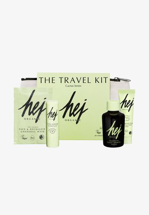 THE TRAVEL KIT - Skincare set - -
