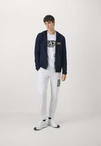 EA7 Emporio Armani Felpa - bianco