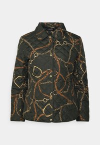 Quiltad jacka i mörkgrön med ett kedjemönster i guld och brunt. Har en spetsig krage och knappstängning fram.