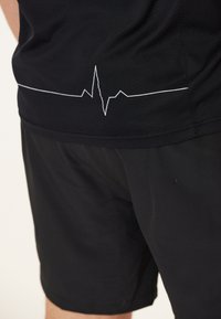 ELITE LAB FUNKTIONS - T-shirt print - black