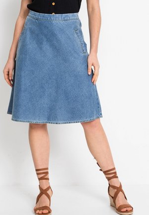 Falda acampanada - blue denim