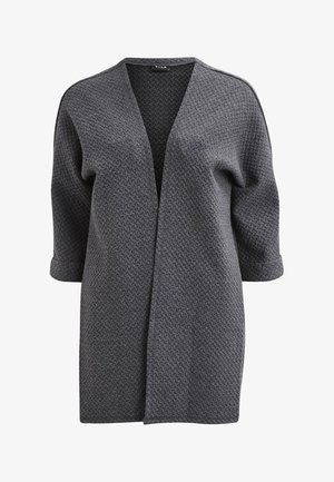 Donkergrijze, gestructureerde open cardigan met driekwart mouwen en een subtiel geweven patroon.