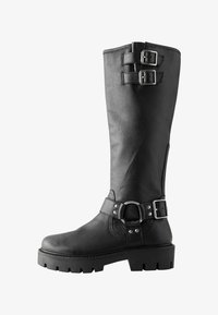 Ausgewählt, black leather