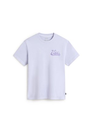 Lys lilla bomulds t-shirt med rund halsudskæring og korte ærmer. Har et "Vans" logo i mørkere lilla på venstre bryst.