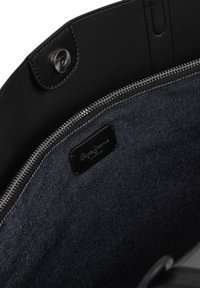 Pepe Jeans AUDREY LIMITED - Mala de mão - black
