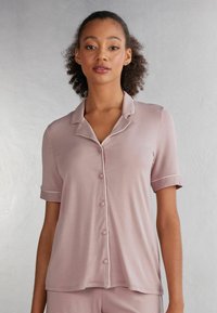 Intimissimi KURZÄRMELIGES, VORNE OFFENES - Pyžamový top - pink