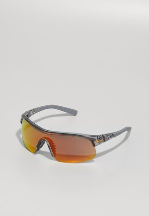 Nike Sportswear SHOW UNISEX - Ochelari de soare - shiny wolf grey/orange mirror