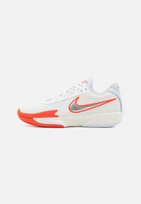 Nike Performance - AIR ZOOM G.T. CUT ACADEMY - Basketsko - summit white/metallic silver/picante red Miniaturebillede 1