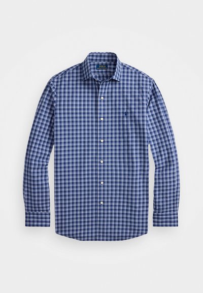 Μπλε καρό πουκάμισο με μακριά μανίκια, διαθέτει κολάρο με κουμπιά, αντίθετα λευκά κουμπιά και ένα μικρό κεντημένο λογότυπο στο στήθος.