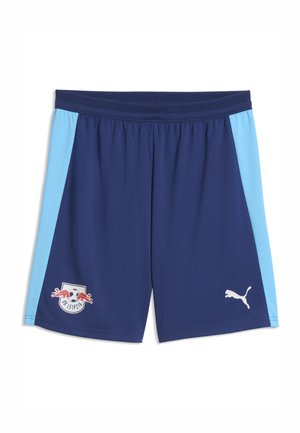 Short de sport bleu foncé avec panneaux latéraux bleu clair, logo RB Leipzig sur la jambe gauche, logo Puma blanc sur la jambe droite.