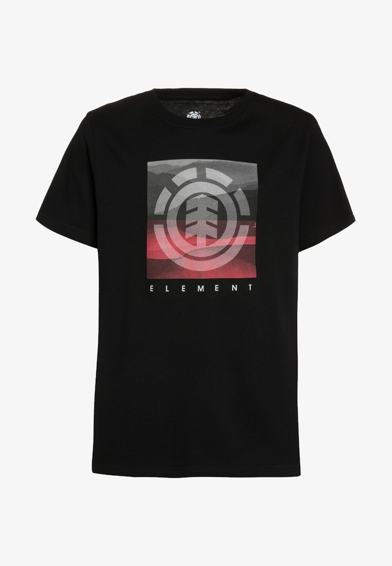 T-shirt noir à manches courtes avec un graphisme carré d'un arbre stylisé à l'intérieur de cercles et des bandes horizontales rouges et grises, avec le texte « ELEMENT » en dessous.