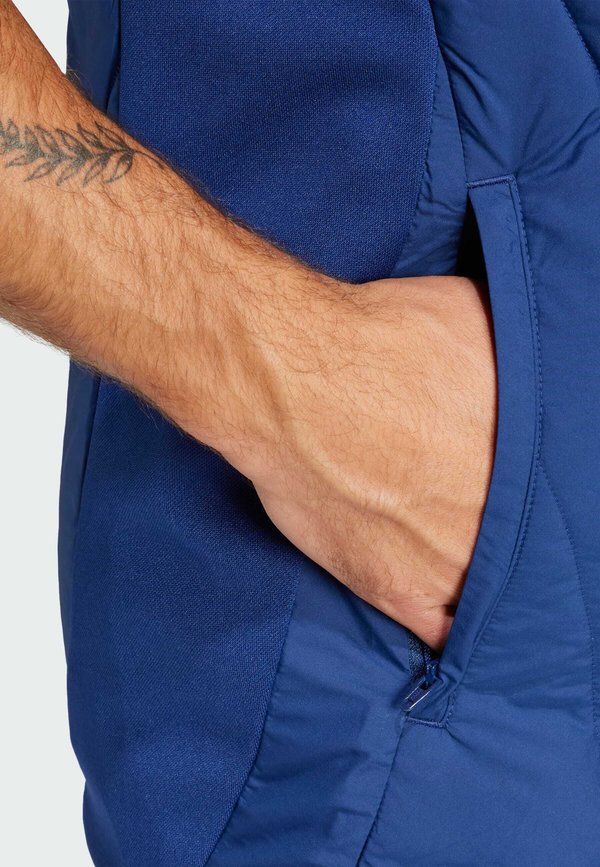 FRANCE WINTERIZED - Waistcoat3