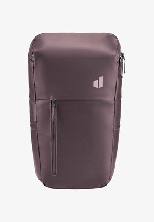 Sac à dos en tissu violet avec une forme rectangulaire. Comprend une fermeture éclair supérieure, une poche avant et un logo à l'avant. Matériau texturé.