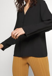 Filippa K Camicetta - black