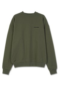 Felpa verde oliva con collo a giro, maniche lunghe, polsini e orlo a coste, caratterizzata da un piccolo testo nero "PEGADOR" sul petto.