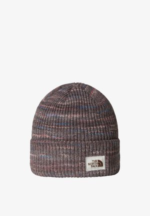 Grijze gebreide beanie met subtiele blauwe en roze spikkels, omgeslagen boord en een rechthoekige witte patch met de tekst "The North Face."