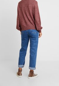 Vero Moda Stickad tröja - bordeaux