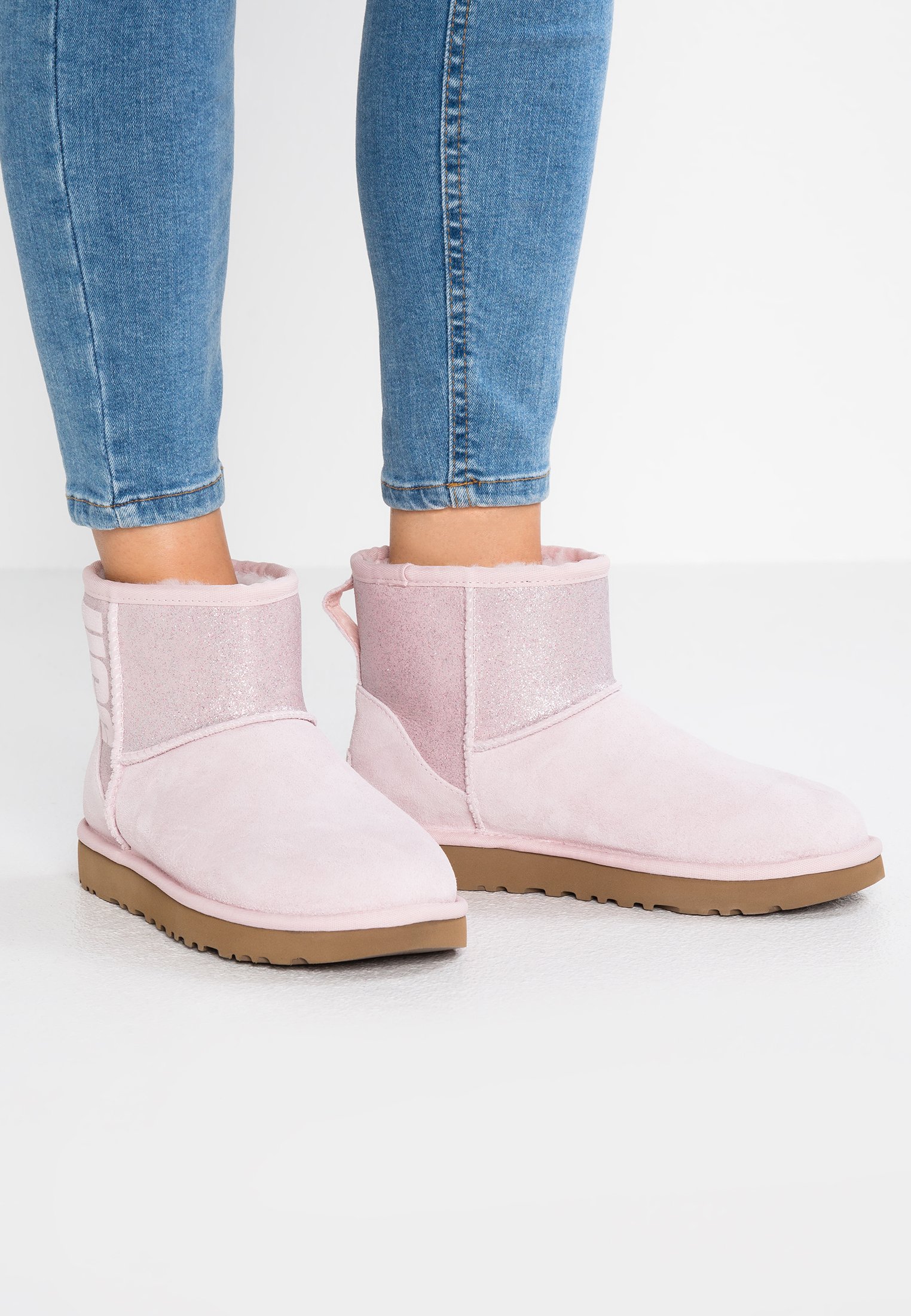 classic mini sparkle ugg