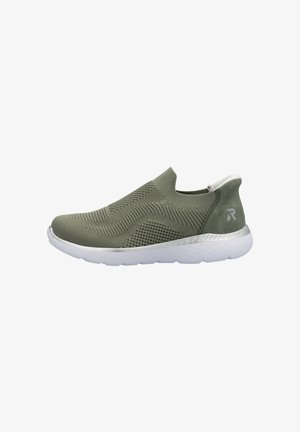 Grüne Slip-On-Sneaker mit Mesh-Obermaterial, strukturierten Mustern, elastischem Kragen und weißer Sohle. Mit Logo an der Ferse und leichtem Design.