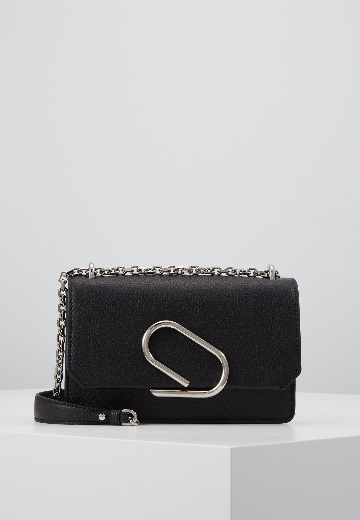 3.1 Phillip Lim ALIX CHAIN CLUTCH Skulderveske black 3.1 Phillip Lim ALIX CHAIN Skulderveske white Zalando.no