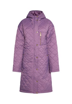 Fioletowy pikowany długi płaszcz z kapturem, z kieszenią zapinaną na zamek z przodu, zatrzaskami oraz gładką, błyszczącą teksturą materiału.