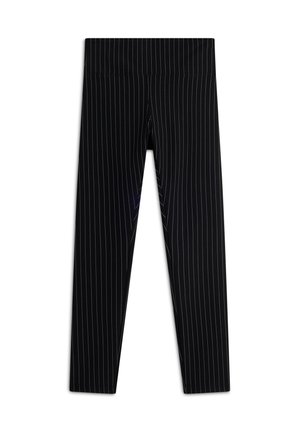 Leggings neri con un design aderente, caratterizzati da righe verticali bianche. Realizzati in un materiale liscio e elastico. Nessun hardware o accentuazione visibile.