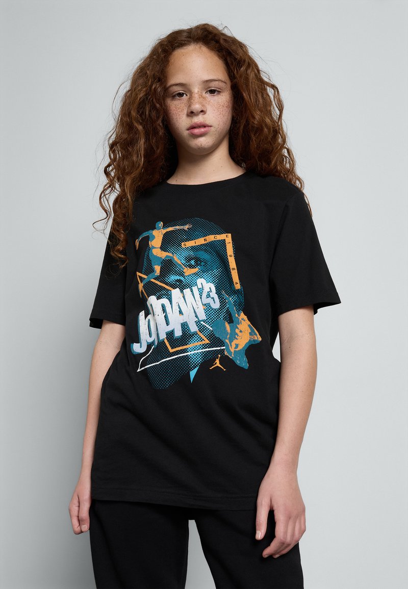Jordan - JORDAN 3PEAT TEE UNISEX - Print T-shirt - black, Enlarge