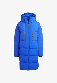 Atlasīts, semi lucid blue