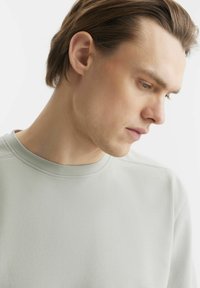 VISTULA - T-shirt basic