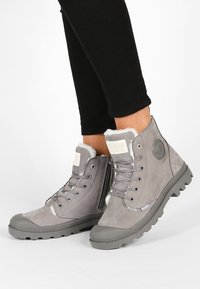 Palladium - PAMPA HI ZIP  - Snørestøvletter - cloudburst/charcoal grey Miniatyrbilde 1