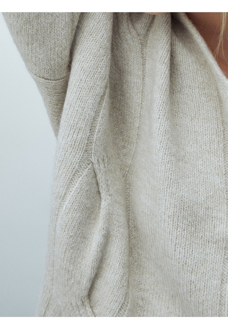 Massimo Dutti Pullover - beige