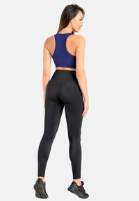 Short leggings model 183223 Teyli main image 1