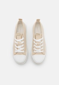 Even&Odd Sportcipő - beige