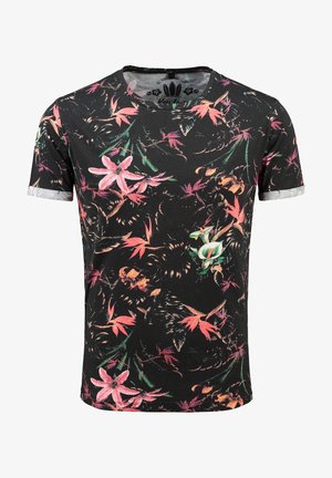 T-shirt noir à manches courtes avec imprimé floral tropical rose et orange, et revers légers gris clair aux manches.