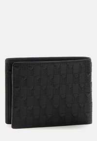 Portefeuille en cuir noir avec une texture tissée, de forme rectangulaire et une subtile marque sur le côté. Design compact pour un transport facile.