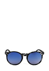 Černé kulaté sluneční brýle s modrými gradientními čočkami a jemnými stříbrnými V-špičkovými detaily v horních rozích obrouček.