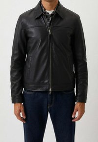 Serge Pariente Skinnjacka - black