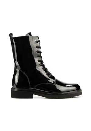 Stivaletti con plateau - black
