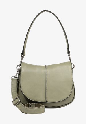 Bolso de cuero verde claro para llevar al hombro con cierre de solapa, correas ajustables y desmontables, y herrajes metálicos plateados.