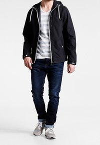 Pier One Let jakke / Sommerjakker - black
