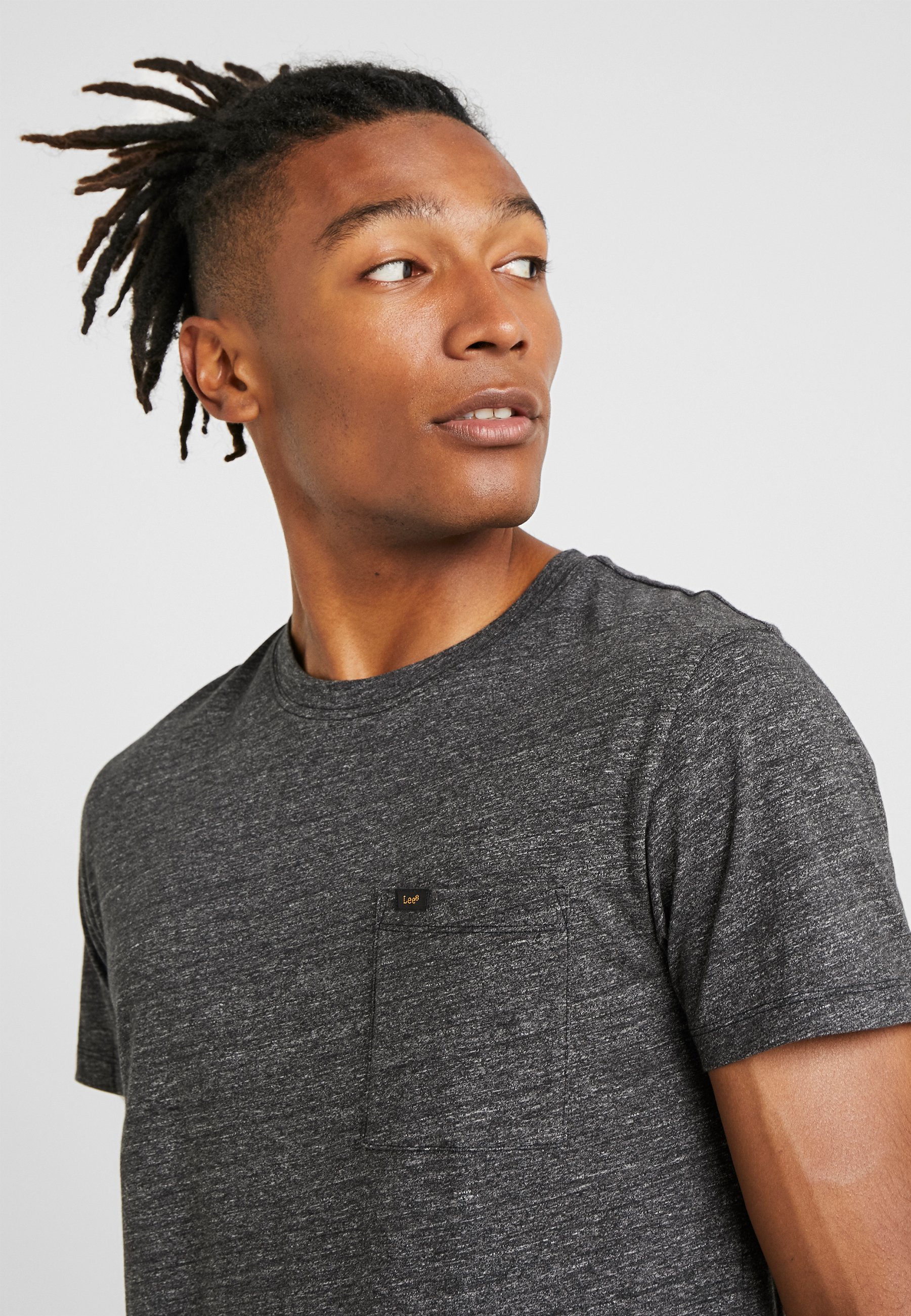 Men ULTIMATE POCKET TEE - Basic T-shirt Men ULTIMATE POCKET TEE - Basic T-shirt