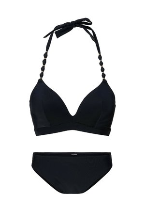 Crni bikini set s trokutastim grudnjakom s vezanjem oko vrata, perlicama na uzicama i odgovarajućim klasičnim donjim dijelom. Glatka, mat površina.