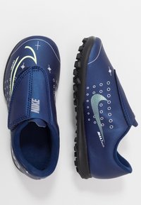 Nike Performance Kopačky na umělý povrch - blue