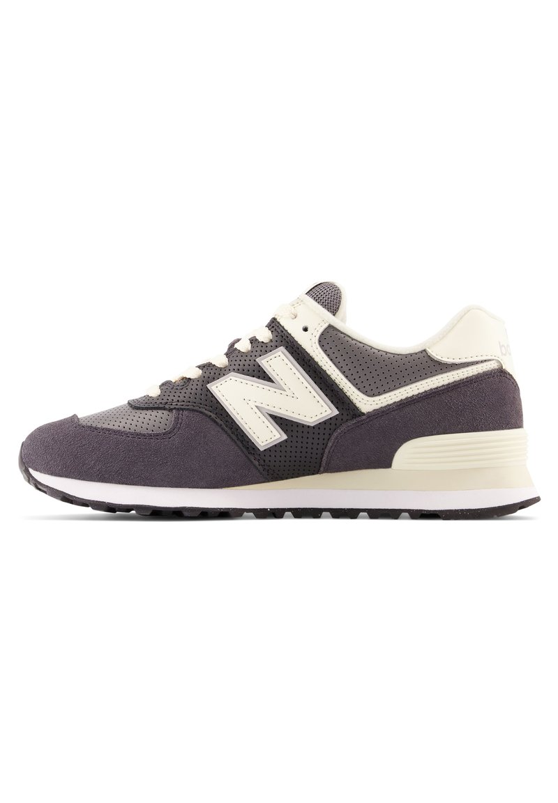 New Balance U574 UNISEX Trainers black Zalando.co.uk